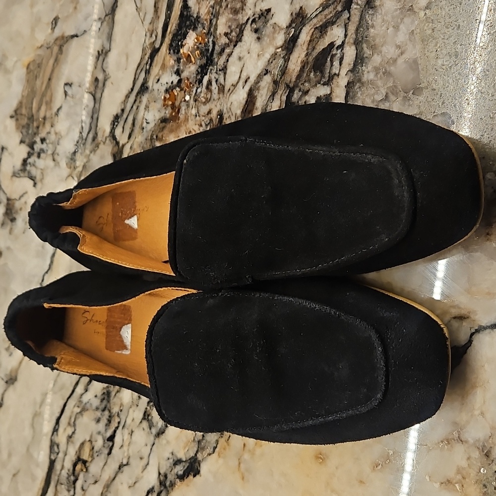 Shoe Design Suede Flats Size 40 (9) - Picture 2 of 6